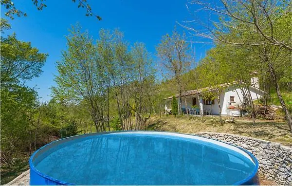 House Monte Maggiore بيت للعطل